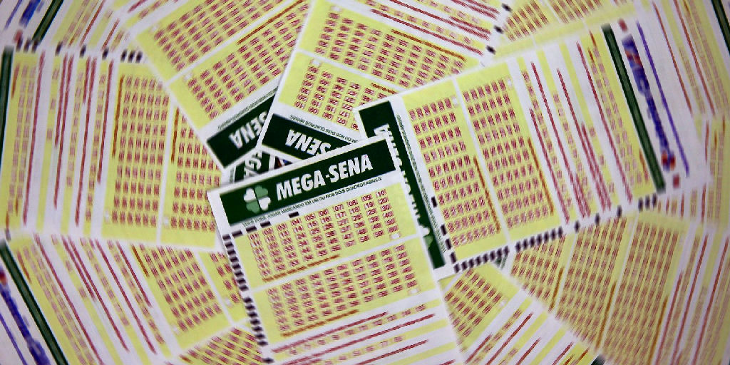 Mega-sena acumula e prêmio atinge a marca de R$ 102 milhões