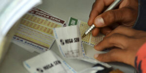 Mega-sena sorteia R$ 102 milhões nesta quinta e prazo para apostas está aberto