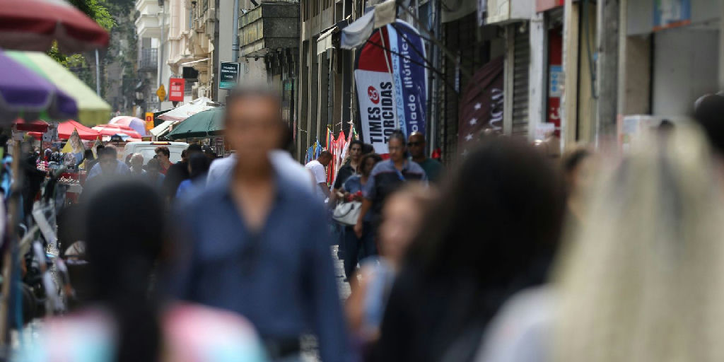 Número de candidatos autistas quintuplica nas eleições de 2026 e amplia debate sobre representação