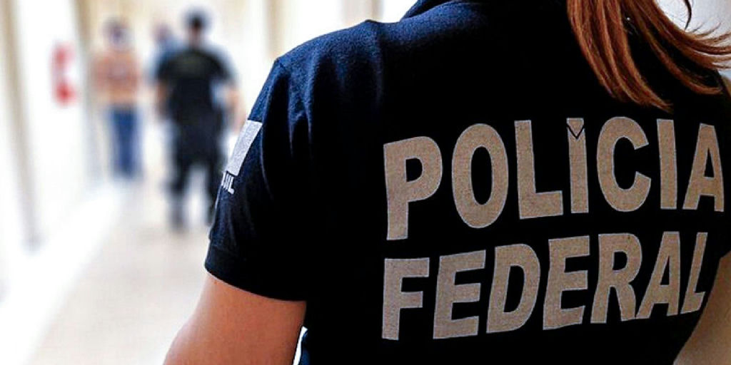 Polícia Federal deflagra operação contra esquema de fraudes no registro de armas