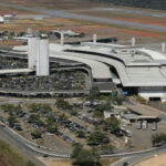Problema na pista interrompe pousos e decolagens no Aeroporto de Confins