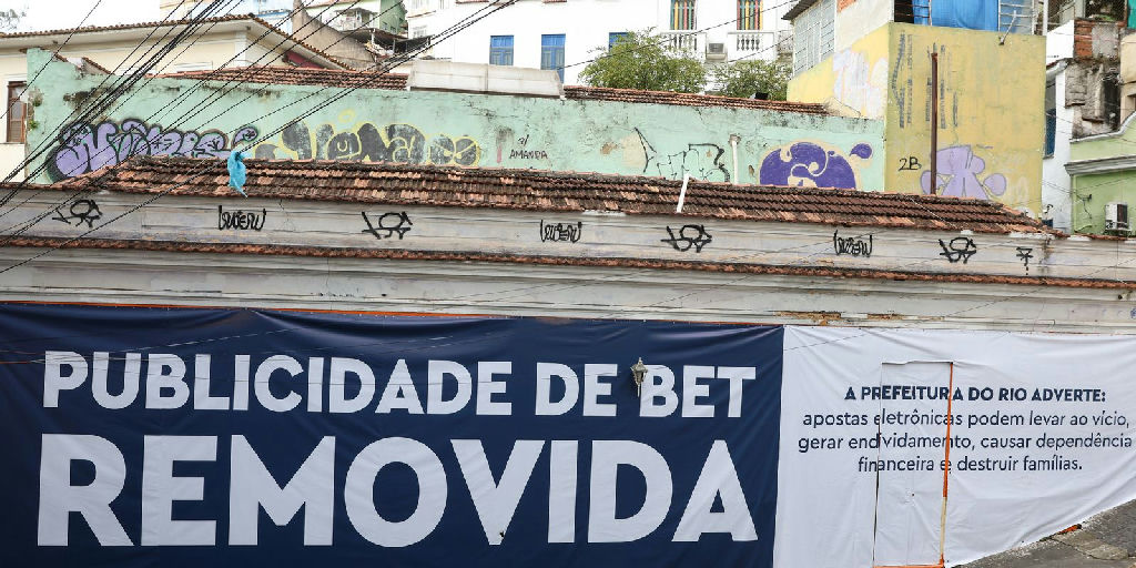 Proibição de apostas online revela dramas de endividamento e vício no Brasil