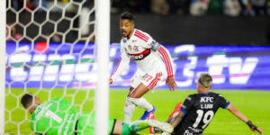 Rádio Nacional narra duelo entre Flamengo e Independiente del Valle pela Libertadores nesta quinta