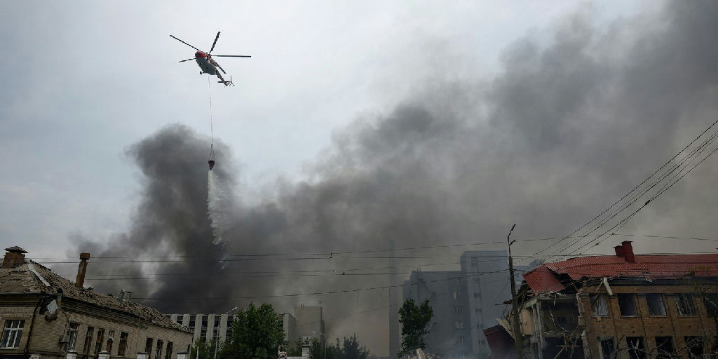 Rússia retoma ataques a Kiev logo após saída de enviados dos EUA