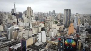 São Paulo enfrenta instabilidade climática nesta quinta-feira com risco de chuvas fortes