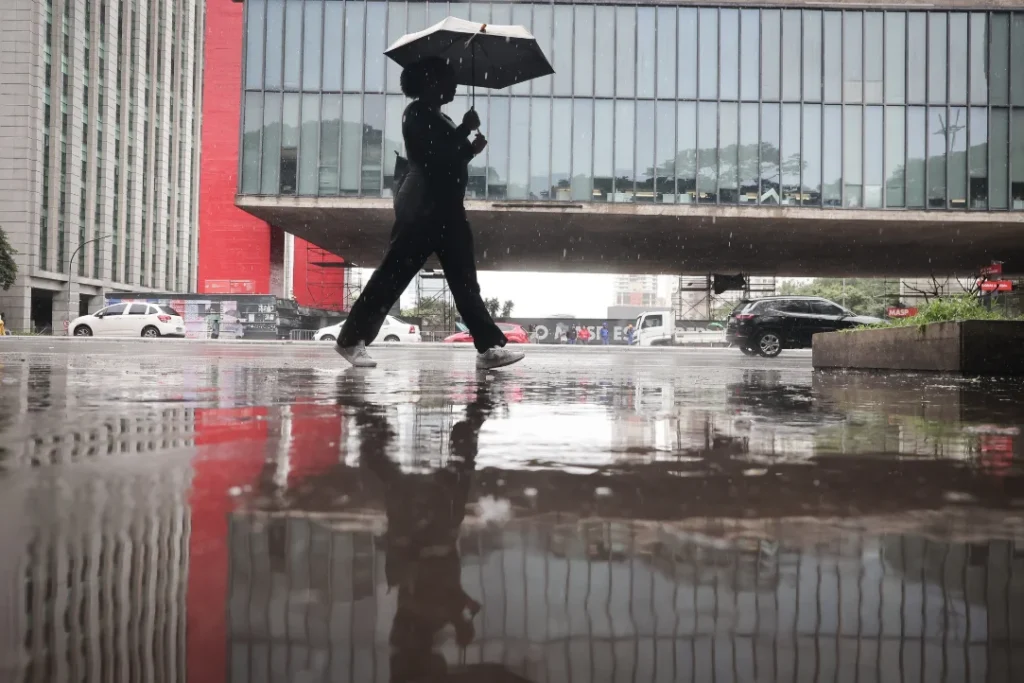 São Paulo registra setembro mais chuvoso da história desde 1943