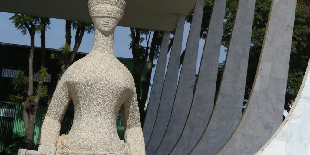 Supremo Tribunal Federal barra revogação unilateral de ICMS e reforça consenso do Confaz