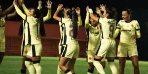 Vasco goleia Atlético-pi e garante vaga na final do Brasileirão Feminino a2