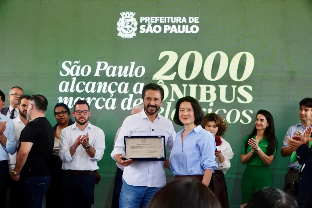ônibus elétricos