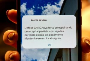 Alertas de tempestade via celular: entenda a tecnologia usada pela Defesa Civil em São Paulo
