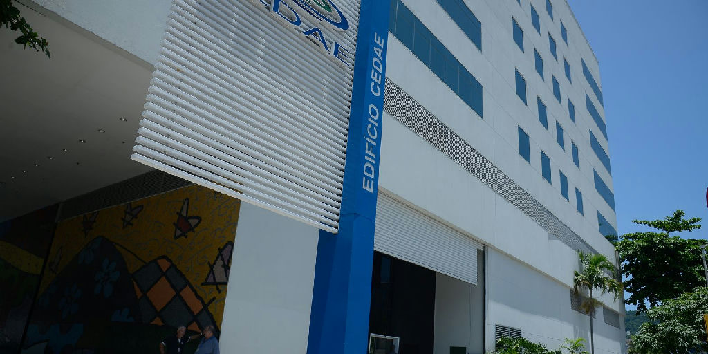 Auditoria aponta desvio de R$ 400 milhões na Cedae Saúde e investiga ex-gestão