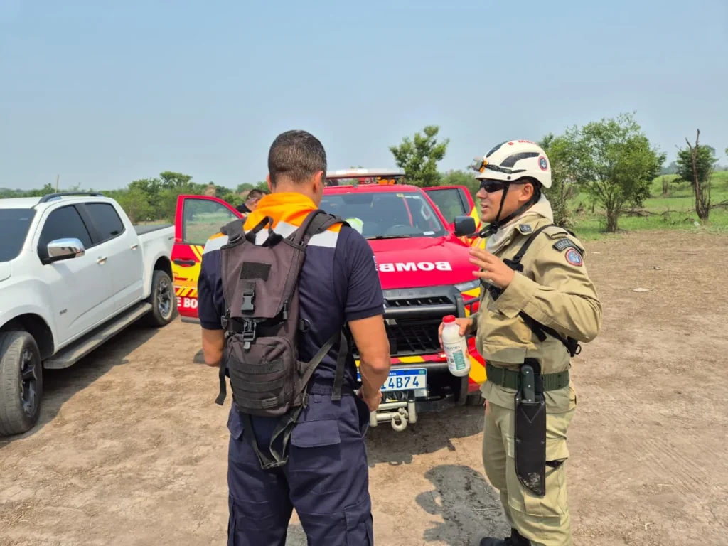 Bombeiros de São Paulo iniciam combate direto a incêndios florestais no Amazonas