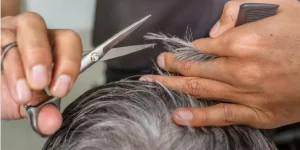 Cabelos grisalhos ganham destaque com cortes modernos que transformam o visual sem uso de tintura
