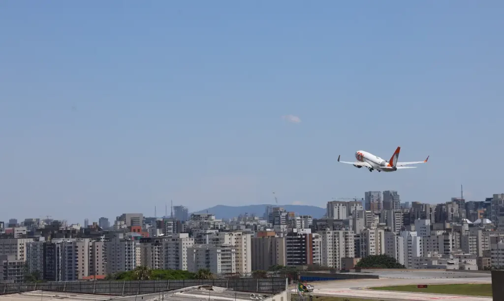 Congonhas tem regras mais rígidas da Anac contra comércio paralelo de horários de voo