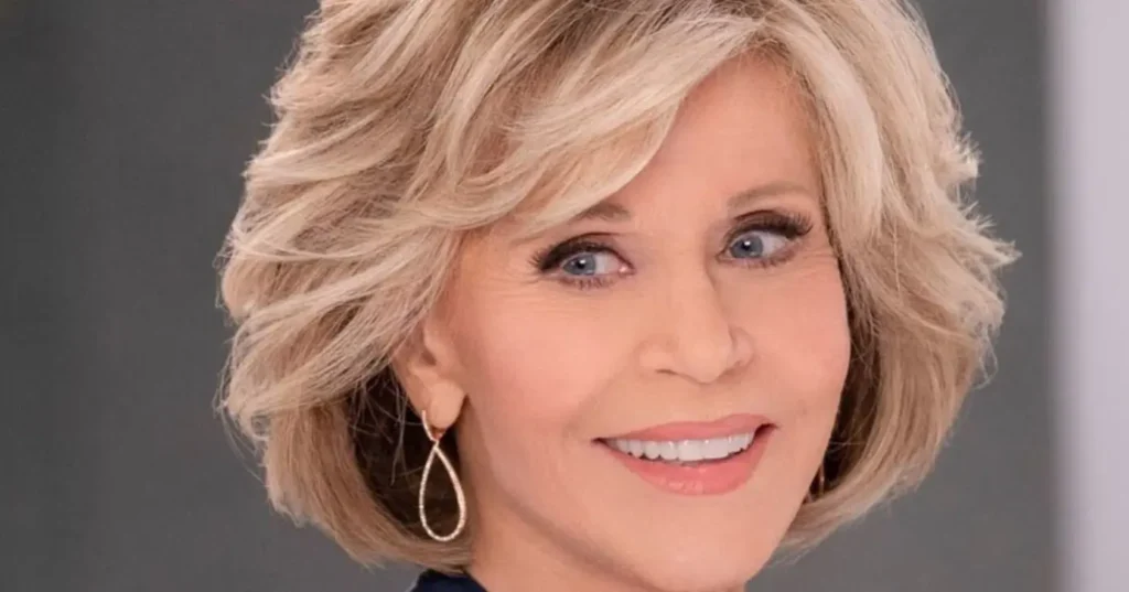 Cortes de cabelo que rejuvenescem: três estilos modernos para mulheres acima dos 60