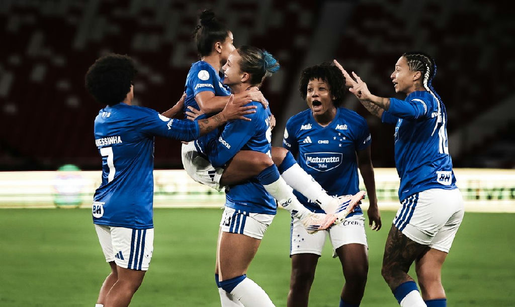 Cruzeiro bate LDU por 2 a 1 na estreia da Libertadores Feminina em Quito