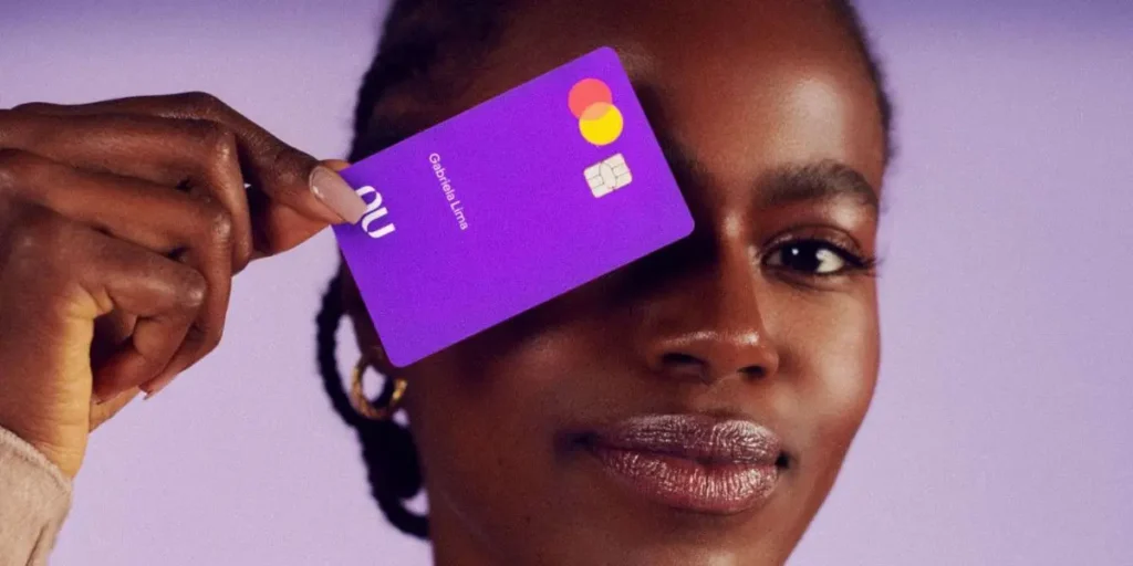 Estratégias para antecipar o aumento do limite no cartão Nubank até 2027