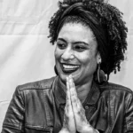 Família denuncia ofensas racistas contra Marielle Franco em grupo da PUC-Rio