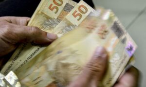 Governo convoca bancos para iniciar a terceira fase do programa Desenrola