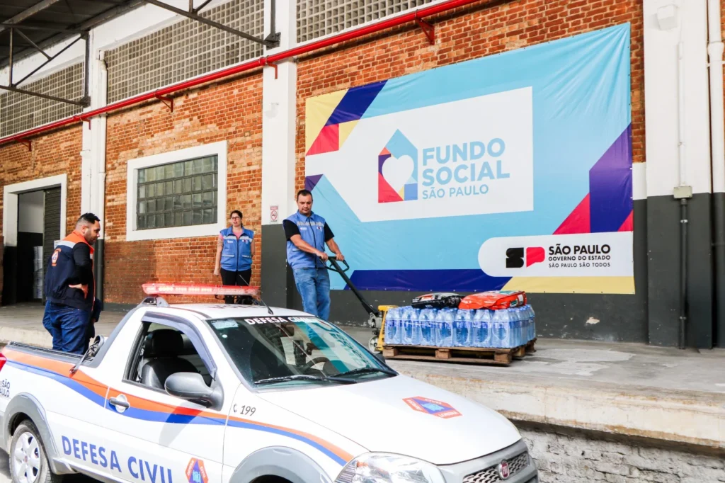 Governo de São Paulo envia ajuda humanitária para famílias atingidas por chuvas em Lorena