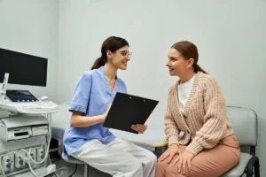 Guia completo explica as causas do corrimento branco e orienta quando procurar um médico