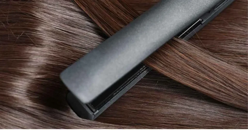 Guia prático para alisar o cabelo com chapinha sem causar ressecamento ou quebra