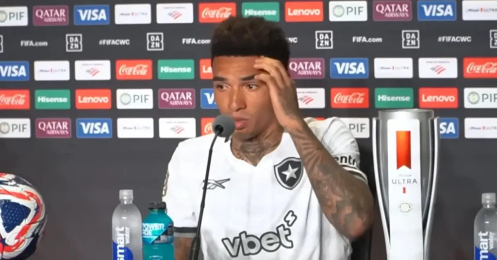 Igor Jesus vai para o Vasco? Empresário esclarece o futuro do atacante