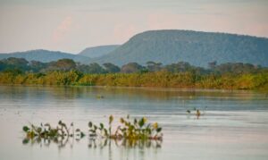 Inmet alerta para chuvas em várias regiões e capitais no fim de semana