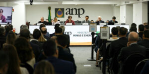 Leilão da ANP movimenta R$ 3 bilhões com arremate de 49 blocos de petróleo