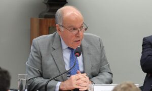 Mauro Vieira e Marco Rúbio se reúnem nos Estados Unidos após vitória eleitoral de Lula e ida de Flávio Bolsonaro ao exterior