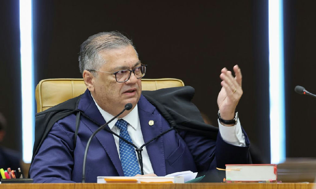 Ministro Flávio Dino revela relatório de segurança com graves ameaças a membros do STF