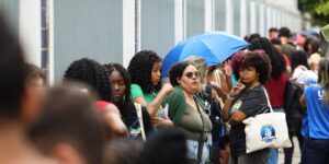 Mulheres e pessoas pardas representam maioria dos inscritos no Enem 2026