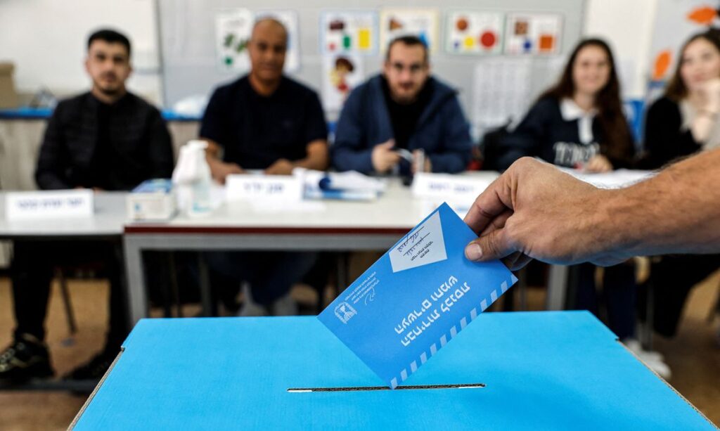Oposição em Israel depende de partidos árabes para definir futuro político