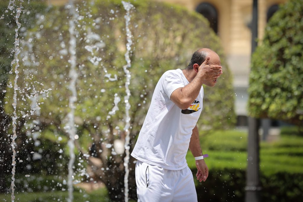 Pesquisa da USP aponta que poluição e calor elevado dobram risco de AVC em idosos