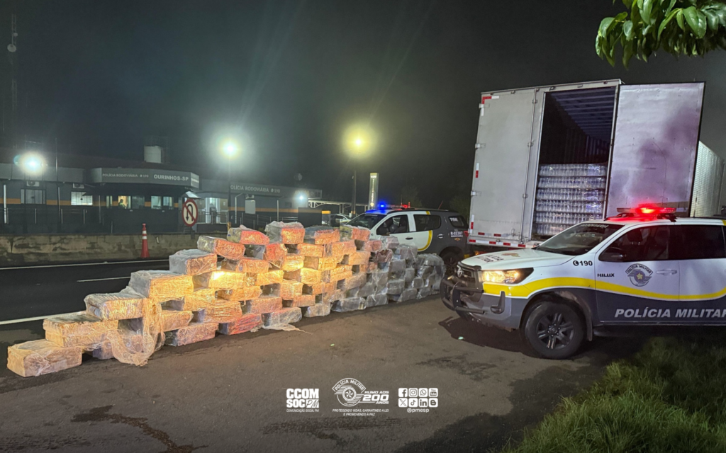 Policia Militar intercepta caminhão com toneladas de maconha em Salto Grande