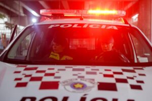 Polícia Militar resgata mãe e bebê após horas de negociação no interior