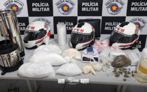 Policiais militares apreendem grande carga de drogas e materiais de refino em São José dos Campos