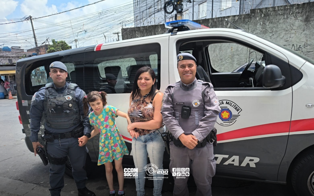 Policiais militares socorrem menina com autismo em crise na Zona Leste