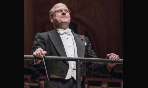 Roberto Tibiriçá, maestro e referência da música sinfônica brasileira, morre aos 72 anos
