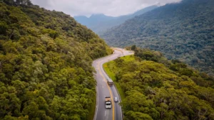 Rodovias do Litoral Paulista recebem aporte bilionário até o final de 2027