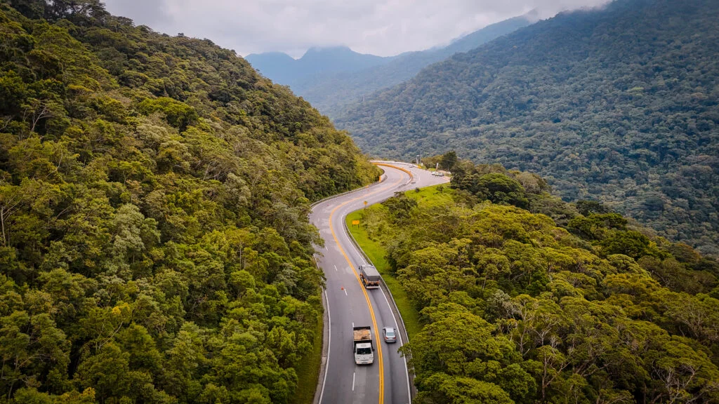 Rodovias do Litoral Paulista recebem aporte bilionário até o final de 2027