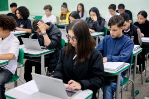 São Paulo mobiliza rede estadual com aula especial para o Provão Paulista e Enem
