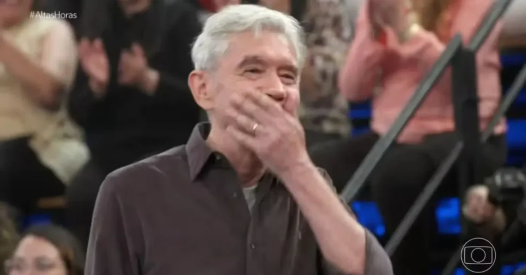 Serginho Groisman se emociona com homenagem de Evandro Mesquita no Altas Horas