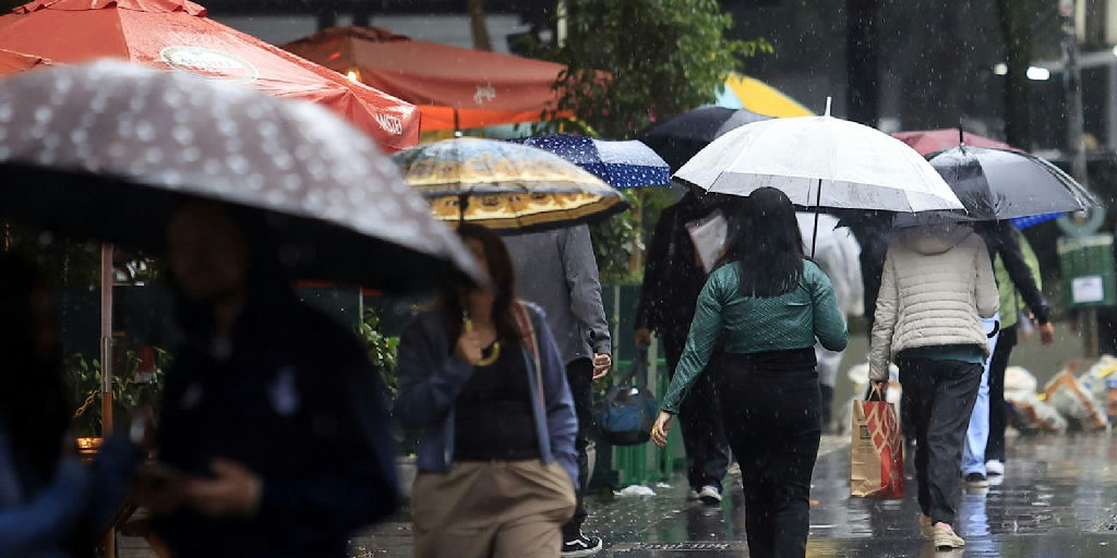 Temporal causa desabamento em Araçatuba e deixa um morto em São Paulo
