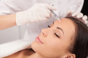 Toxina botulínica: conheça as indicações clínicas e estéticas do botox