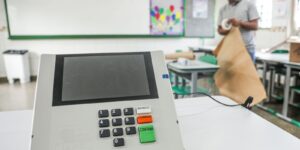Tribunal Regional Eleitoral substitui cinquentena de urnas no estado de São Paulo
