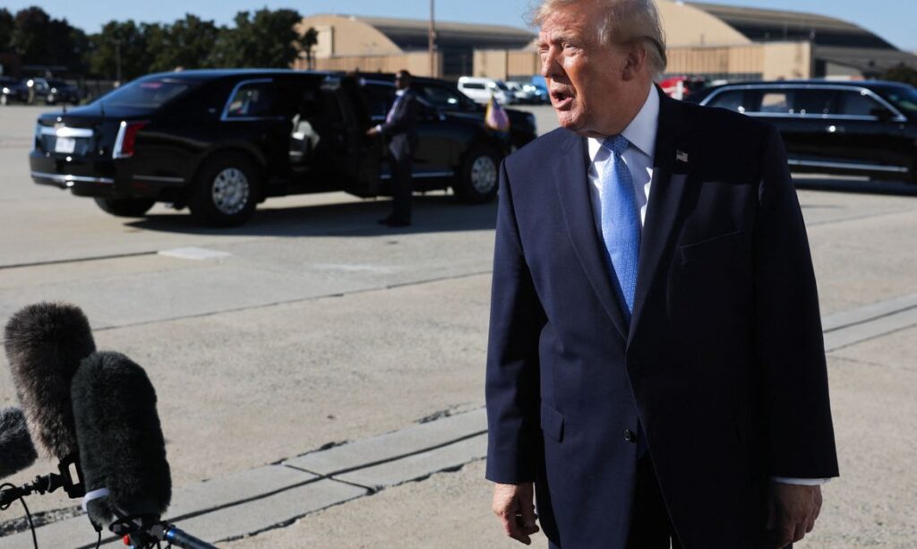 Trump descarta envolvimento após carta de Flávio Bolsonaro nos Estados Unidos