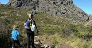 Turismo de natureza ganha força como alternativa para desconectar crianças das telas