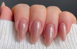 Alongamento em gel: 4 cuidados essenciais para proteger as unhas