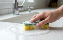 Bancadas de quartzo substituem granito em cozinhas modernas pela praticidade
